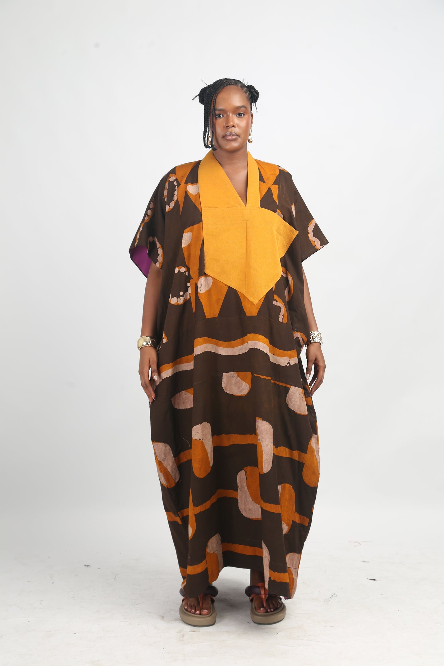 ONI BROWN, GOLDEN YELLOW AND BROWN MULTIPRINT AGBADA WITH MUSTARD ASOOKE