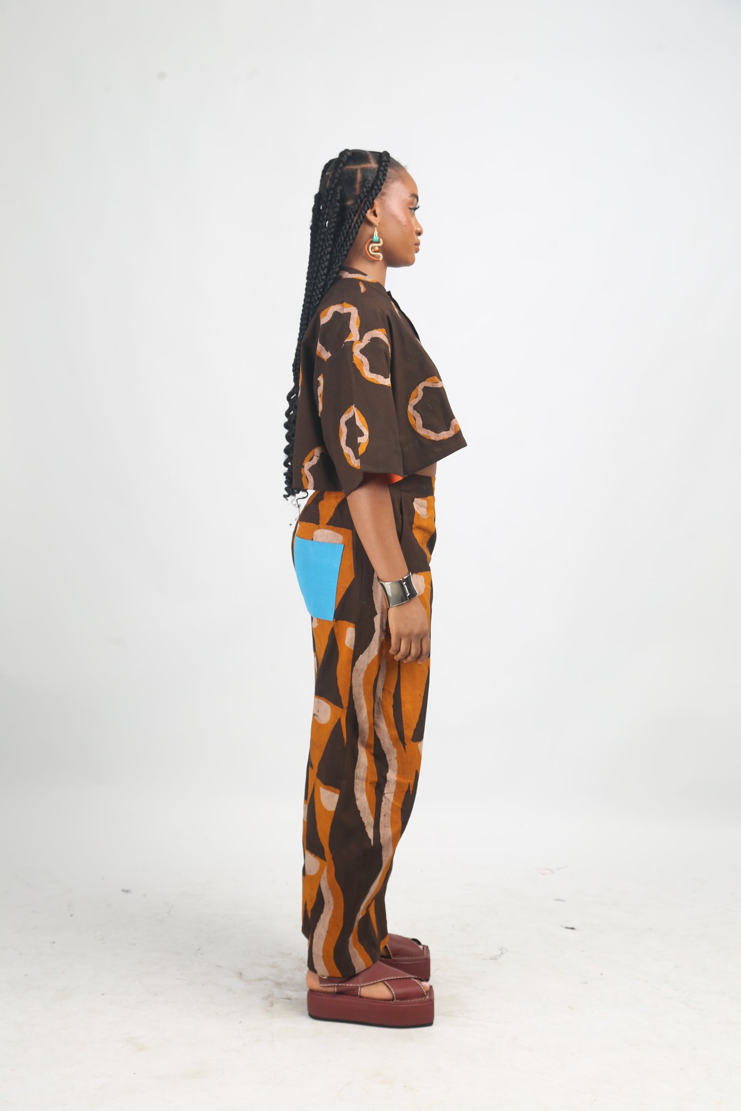 ONI BROWN, GOLDEN YELLOW AND BROWN BARREL PANTS