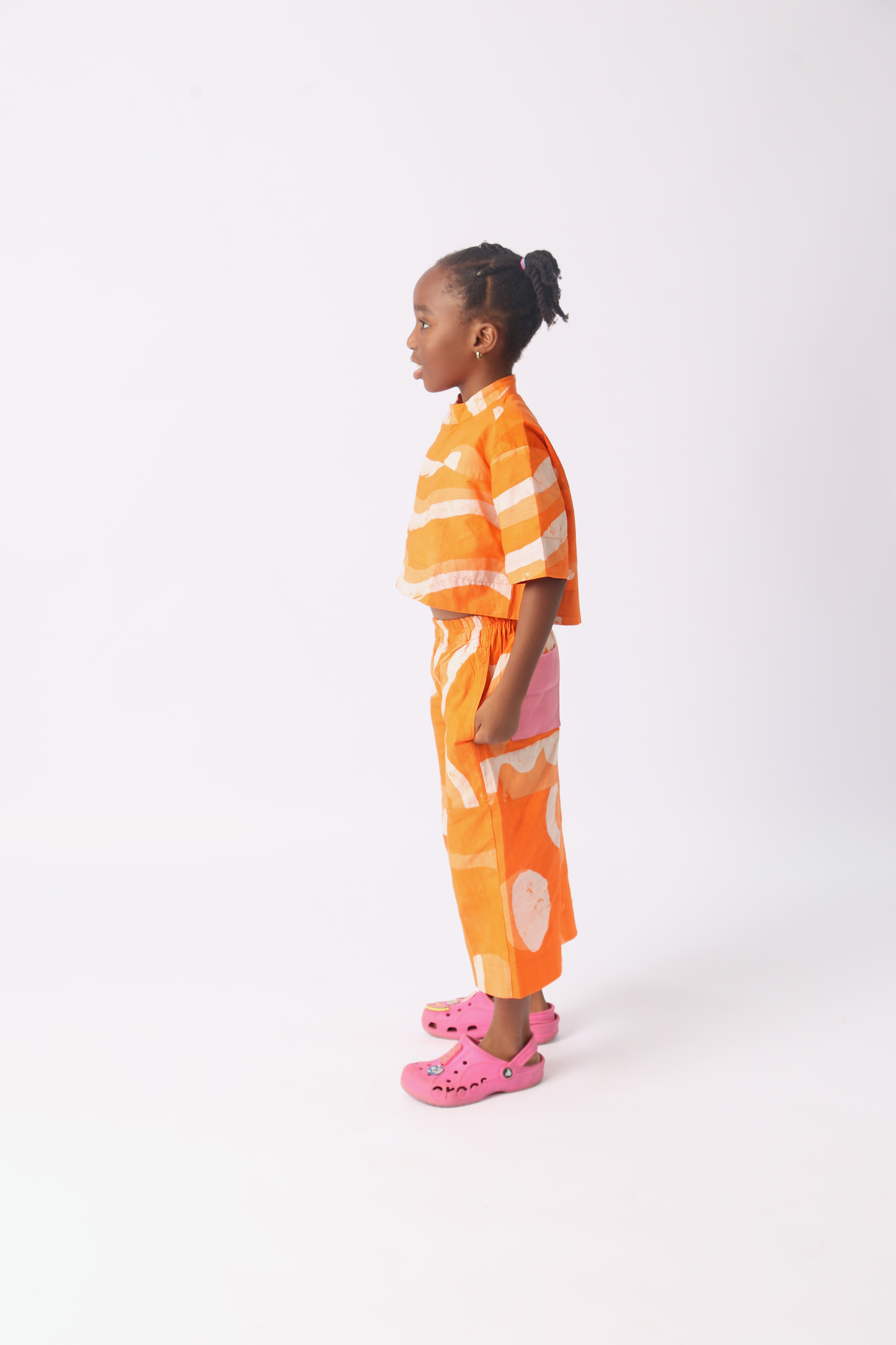 KIDS WHITE AND TANGERINE MULTIPRINT CULOTTES