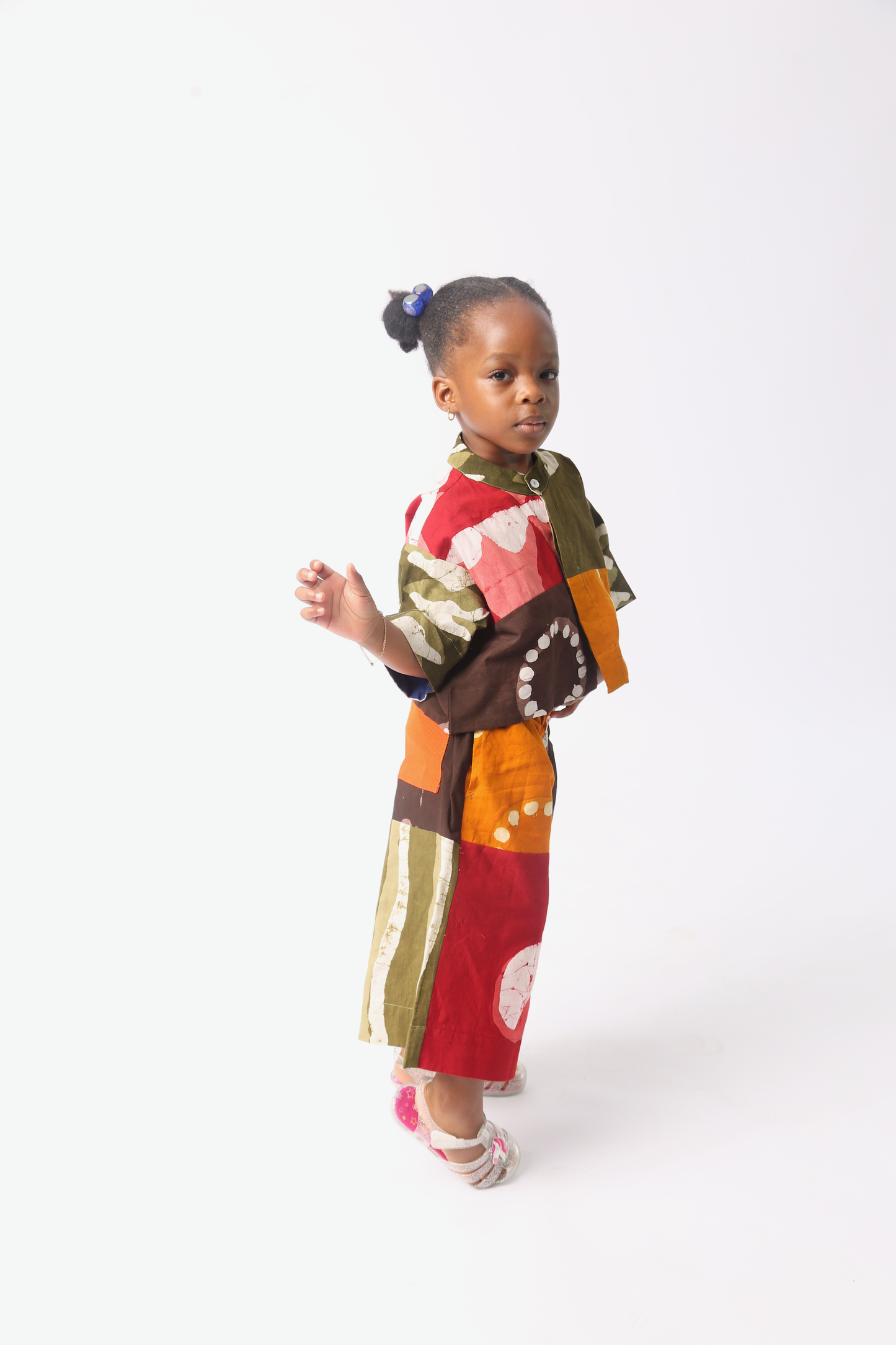 KIDS DARK MULTICOLOUR CROP SHIRT