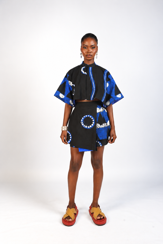 WHITE, BLACK AND SINGLE COLOURED PRINT MINI IRO SKORT