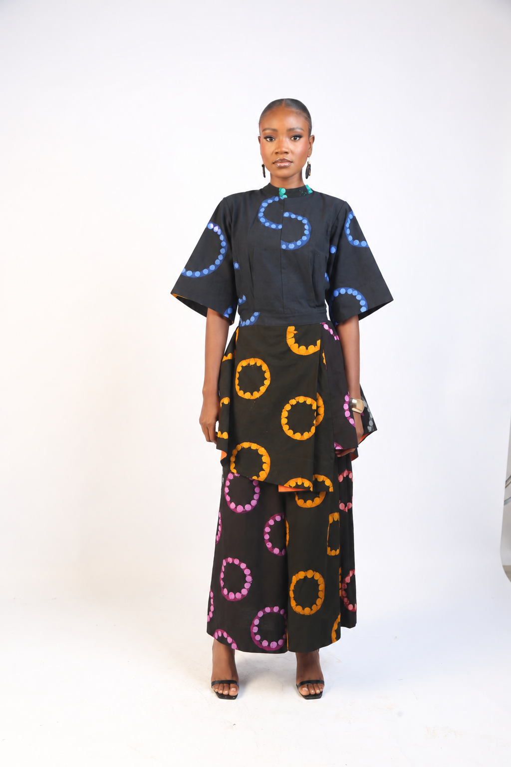BLACK DOTTED CIRCLE PRINT MULTICOLOURED MINI IRO DRESS