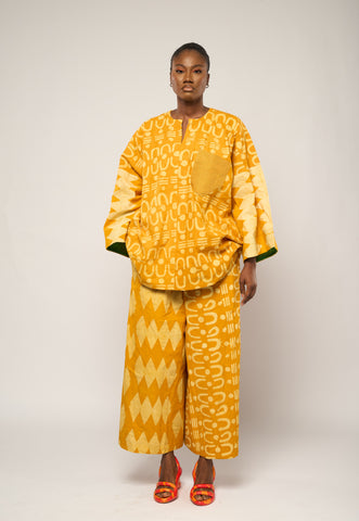 BLUE AND WHITE MULTIPRINT AGBADA WITH PEACH ASOOKE