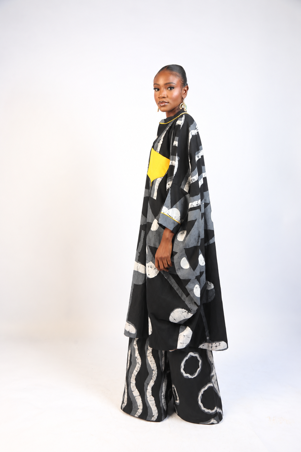 "WHITE, GREY AND BLACK MULTIPRINT  BUBA KAFTAN"