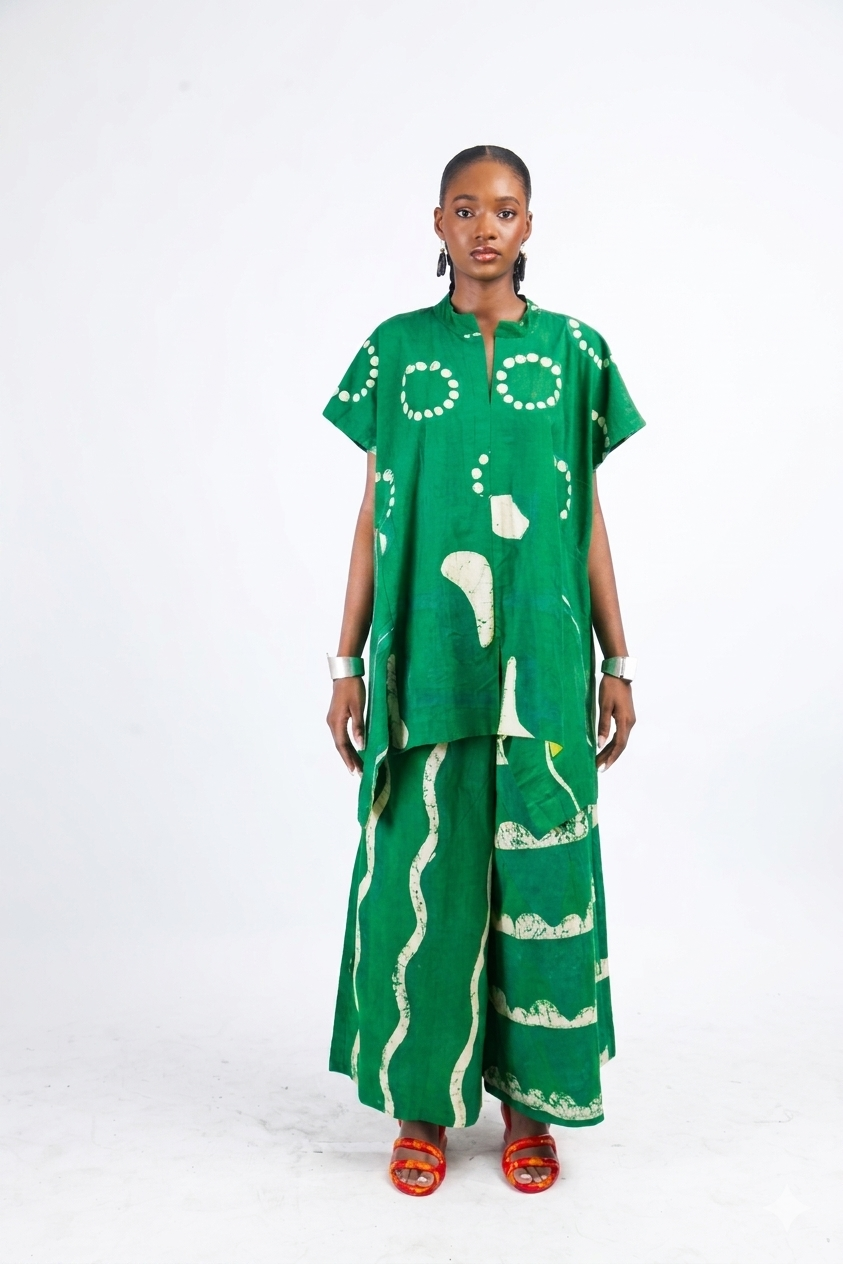 WHITE AND GREEN MULTIPRINT OSAKA TOP