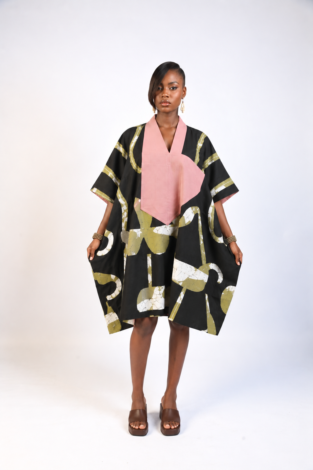 WHITE, OLIVE AND BLACK MULTIPRINT MINI AGBADA WITH ASOOKE