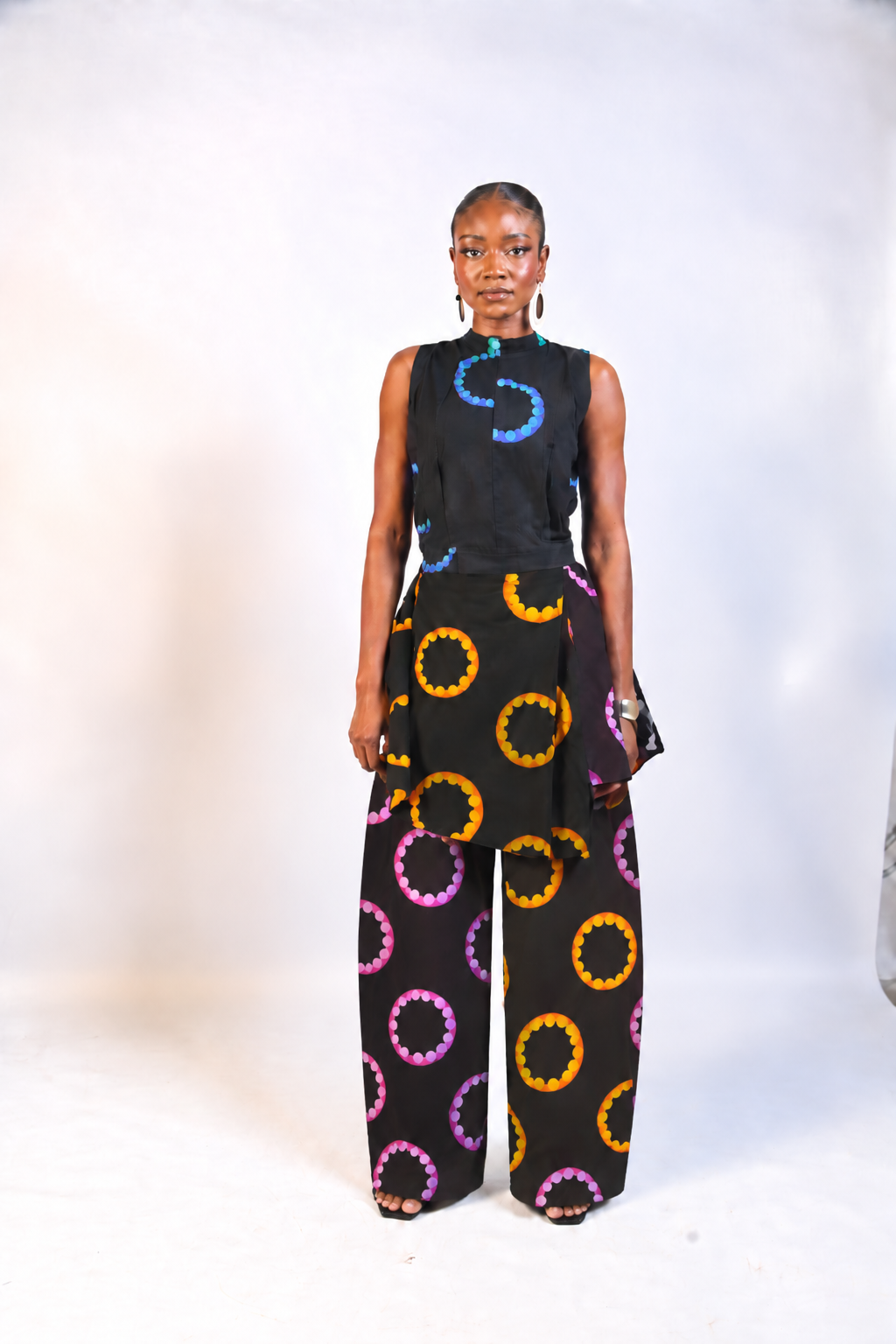 BLACK DOTTED PRINT MULTICOLOURED PANTS