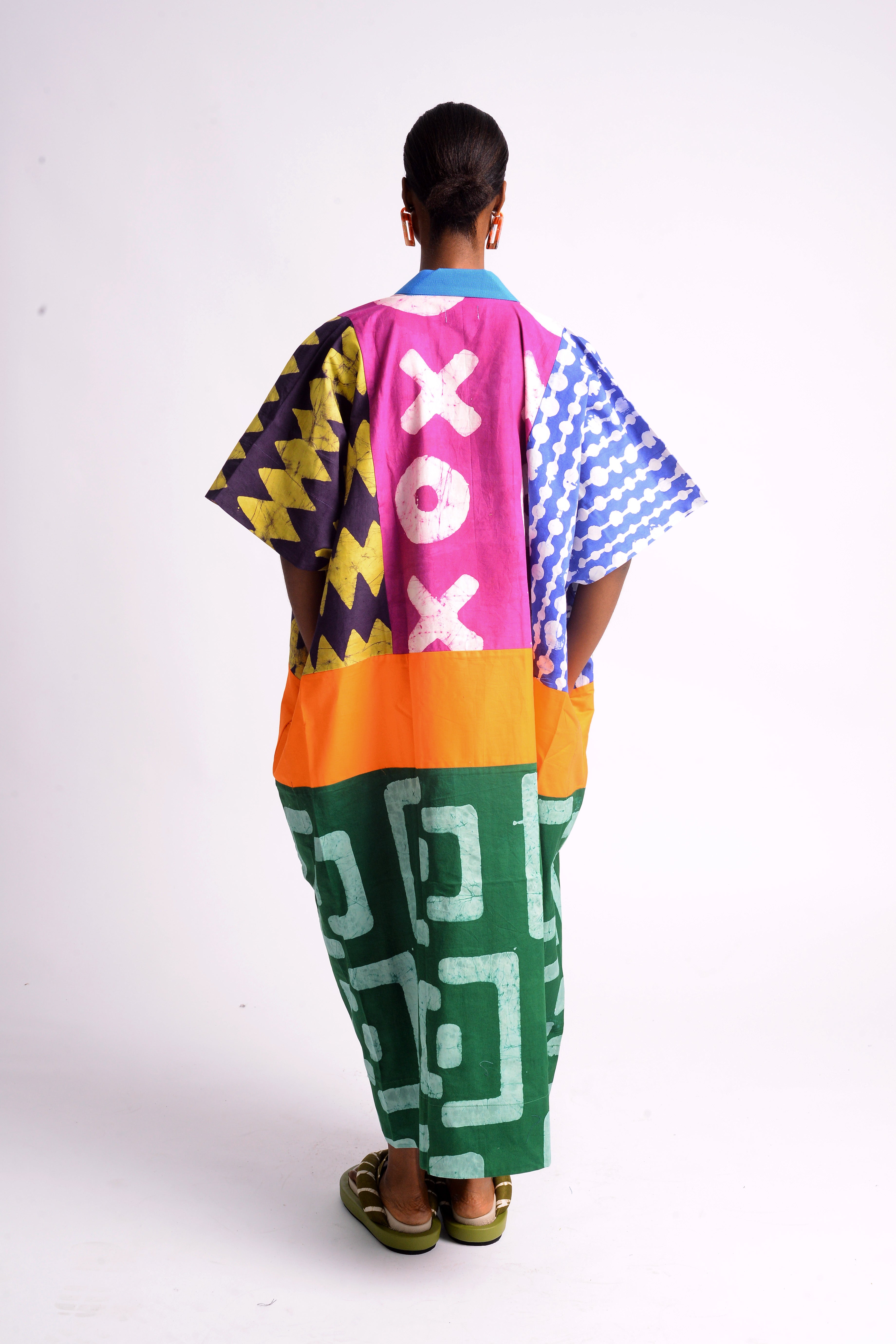 MULTICOLOURED MIDI AGBADA WITH GREEN AND GREEN BOTTOM