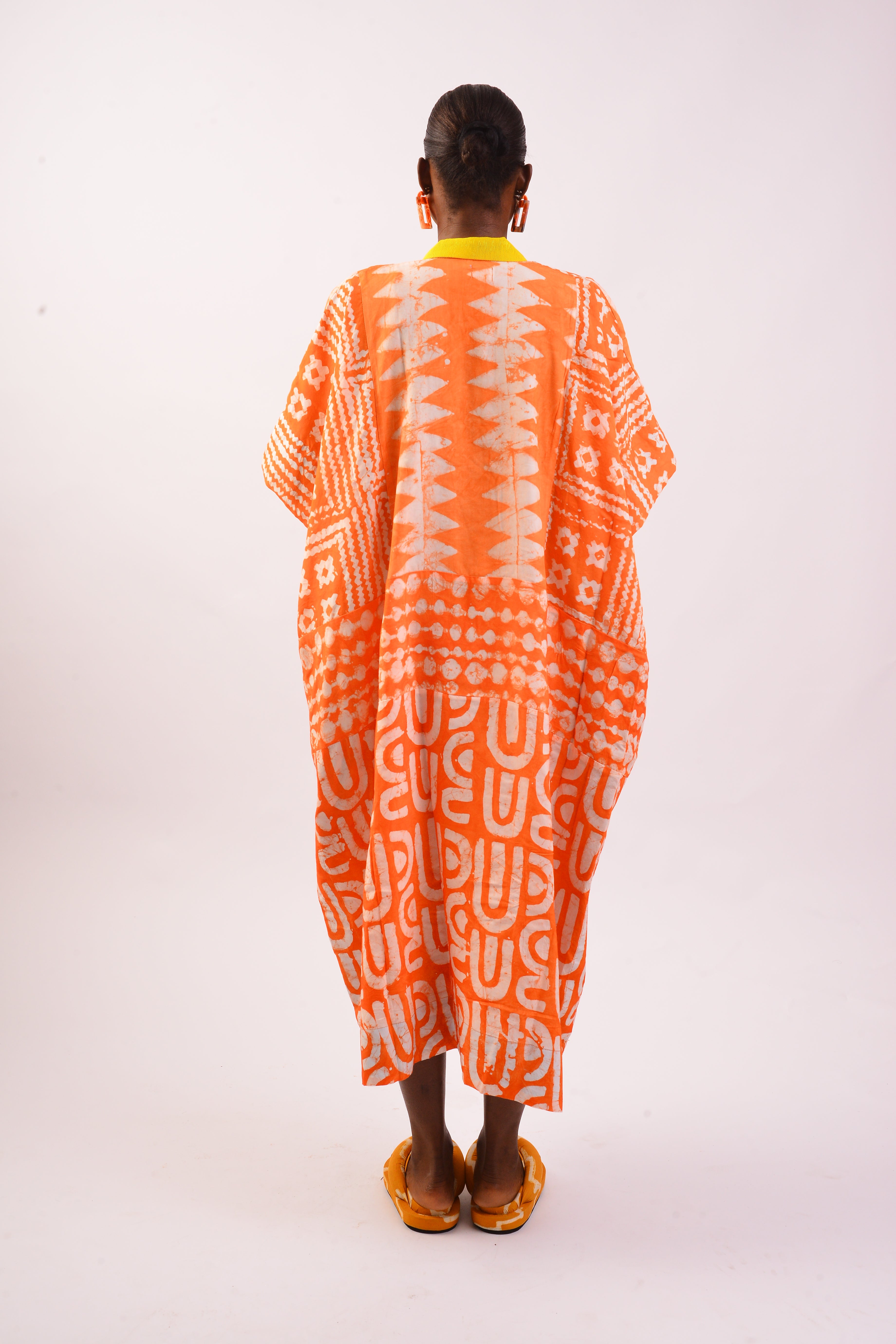 PEACH AND WHITE AGBADA WITH ASOOKE COLLAR