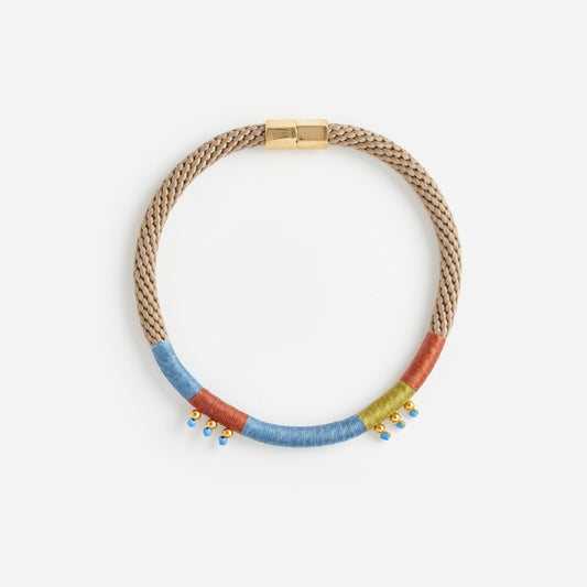 HIBISCUS NECKLACE BEIGE AIRFORCE BLUE RUST